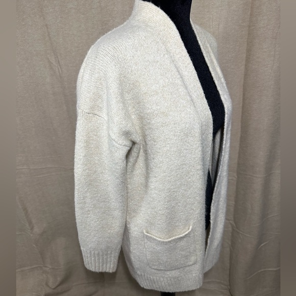 Old Navy Cardigan - Picture 2 of 4